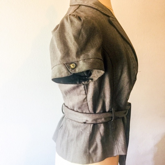 Top large but it’s more like a small/ medium - Picture 8 of 8